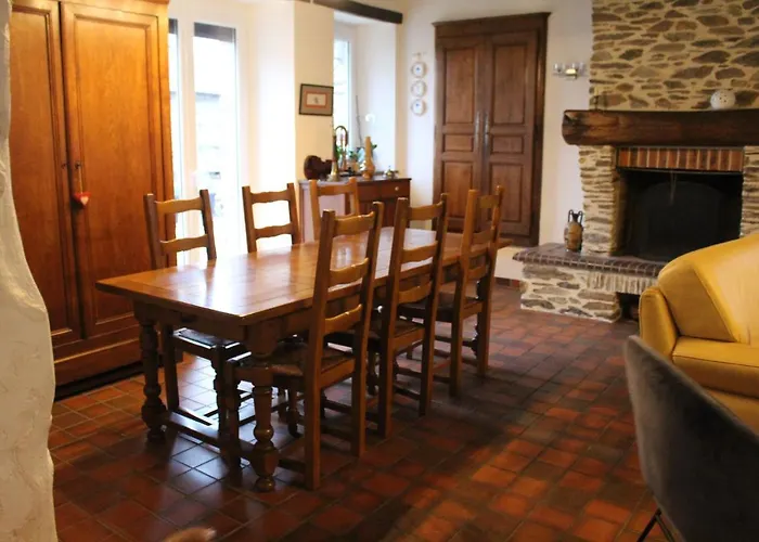 La Demeure De Cathy Bed and Breakfast